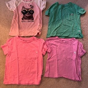 Four Girls Gap T-Shirts - Size Small